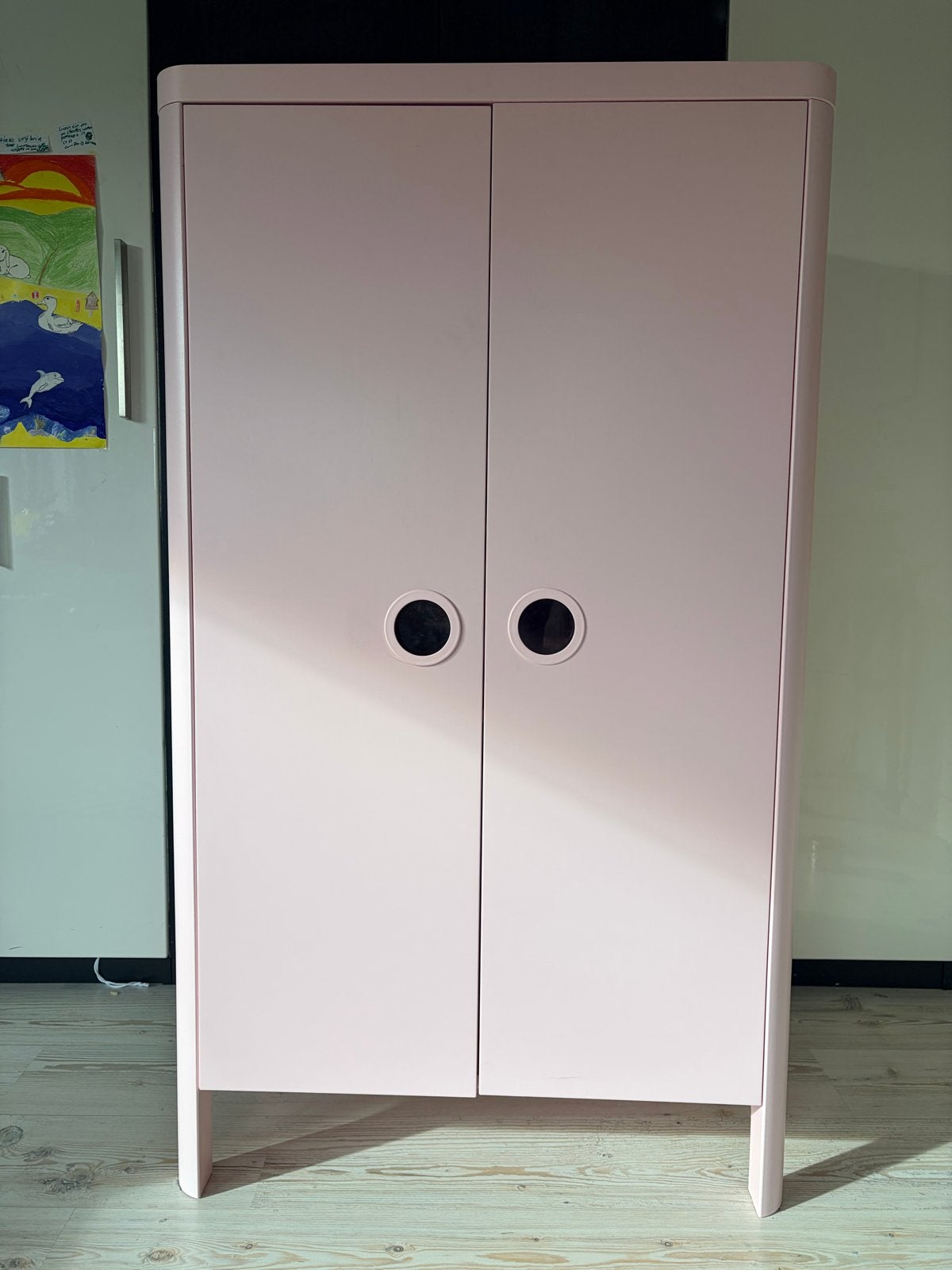 Roze kledingkast Ikea Busunge, Ophalen, Kast, 50 tot 70 cm, 105 cm of meer