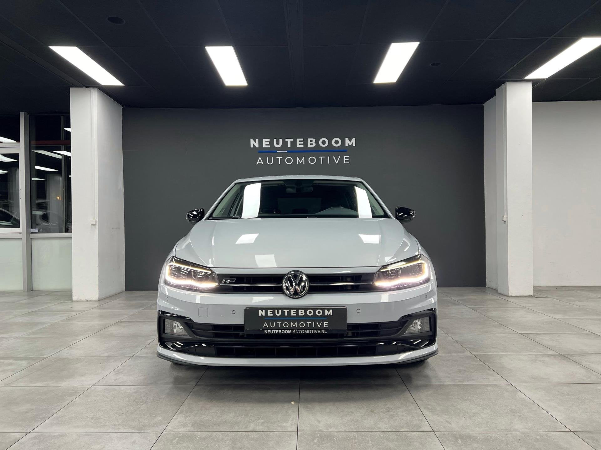 Volkswagen Polo 1.0 TSI R-Line |Virtual |ACC |BEATS | 116PK|, Verwarmde buitenspiegels, Gebruikt, Zwart, 1095 kg