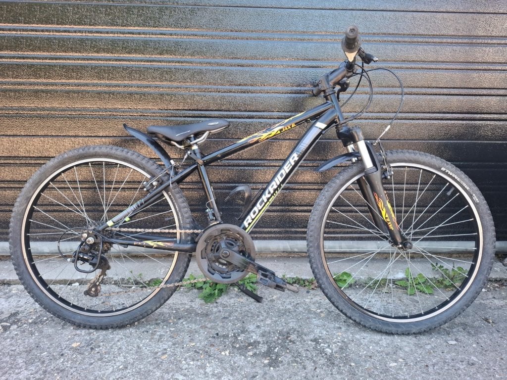 24 inch rockbike mountainbike 18 versnellingen, 24 inch, Versnellingen, Niet ingevuld, Zo goed als nieuw