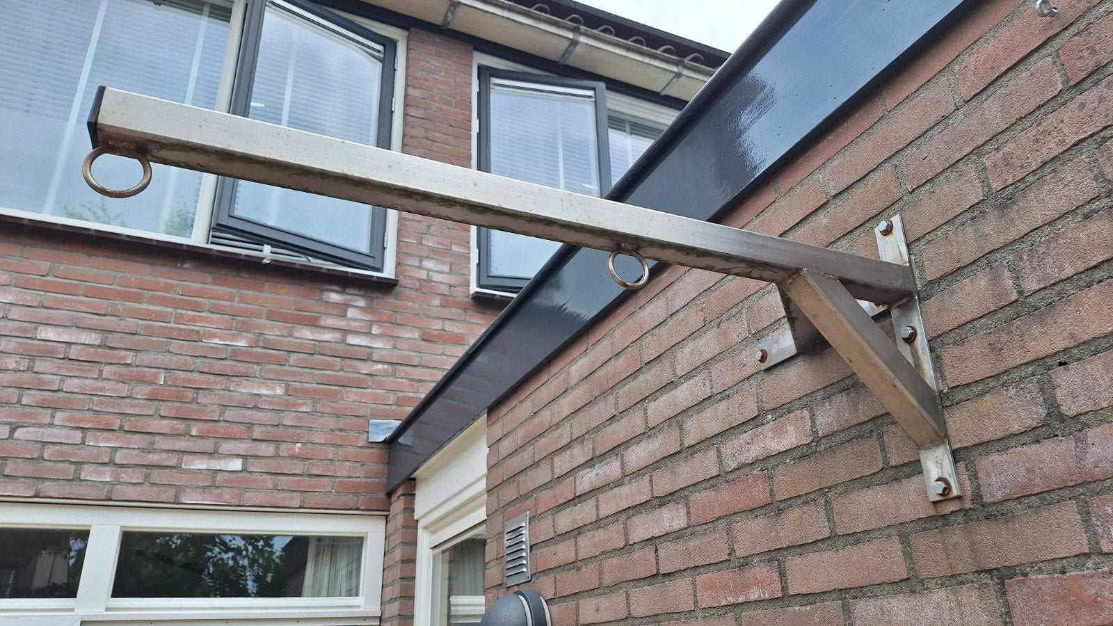 Robuust ophangsysteem voor schommel - wandmontage, Ophalen, Gebruikt, Schommel, Aanbouwonderdeel