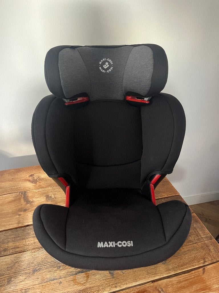 Maxi cosi rodifix airprotect zwart, Kinderen en Baby's, Autostoeltjes, Ophalen, Gebruikt, 15 t/m 36 kg, Zijbescherming