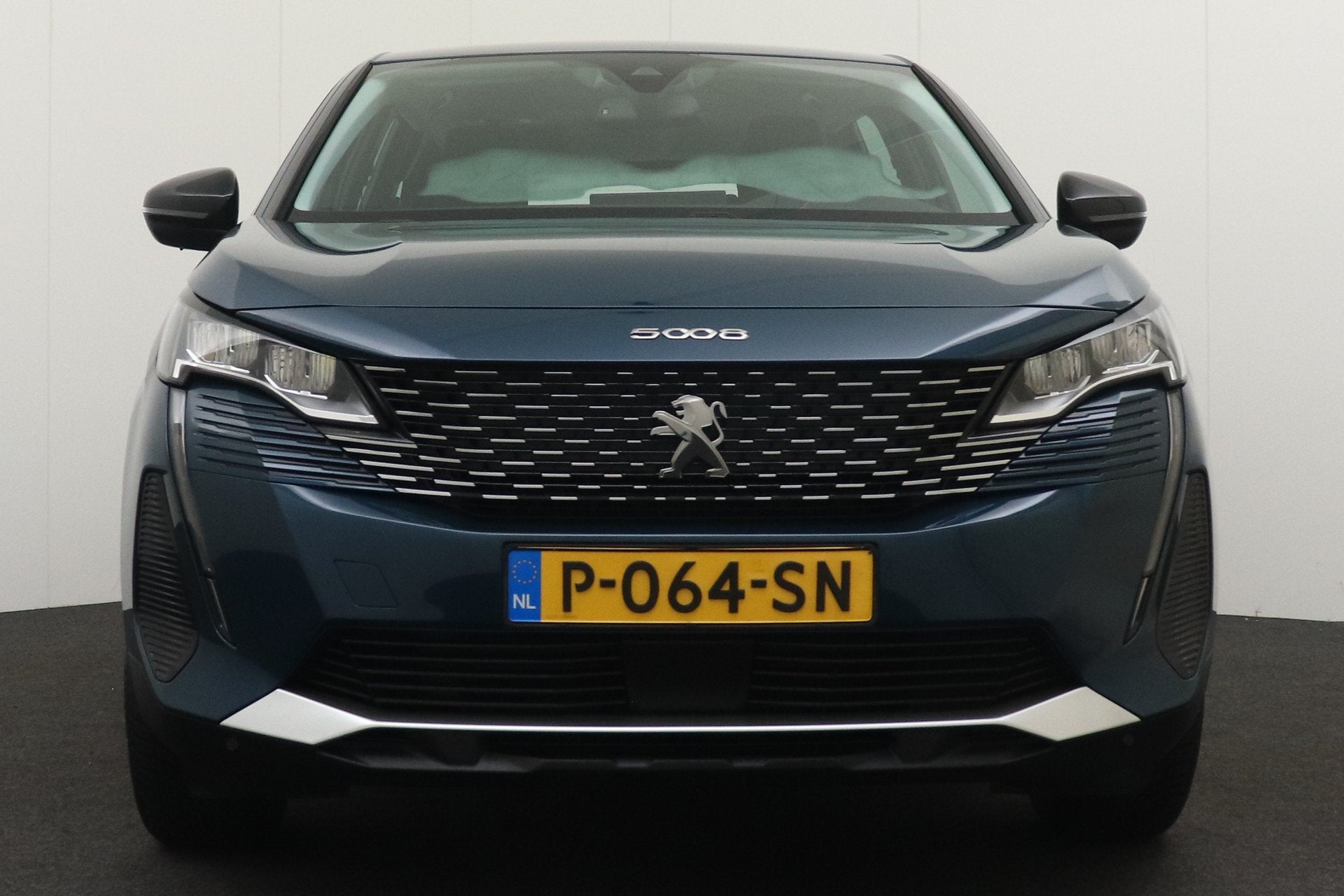 Peugeot 5008 1.2T 131 PK Aut Comfort Business Pack 7-Pers Ca, Auto's, Dealer onderhouden, Stof, Gebruikt, 1199 cc