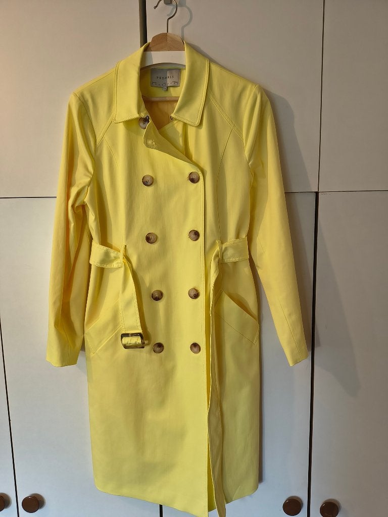 Gele trenchcoat Promiss maat 44, Promiss, Geel, Maat 42/44 (L), Nieuw