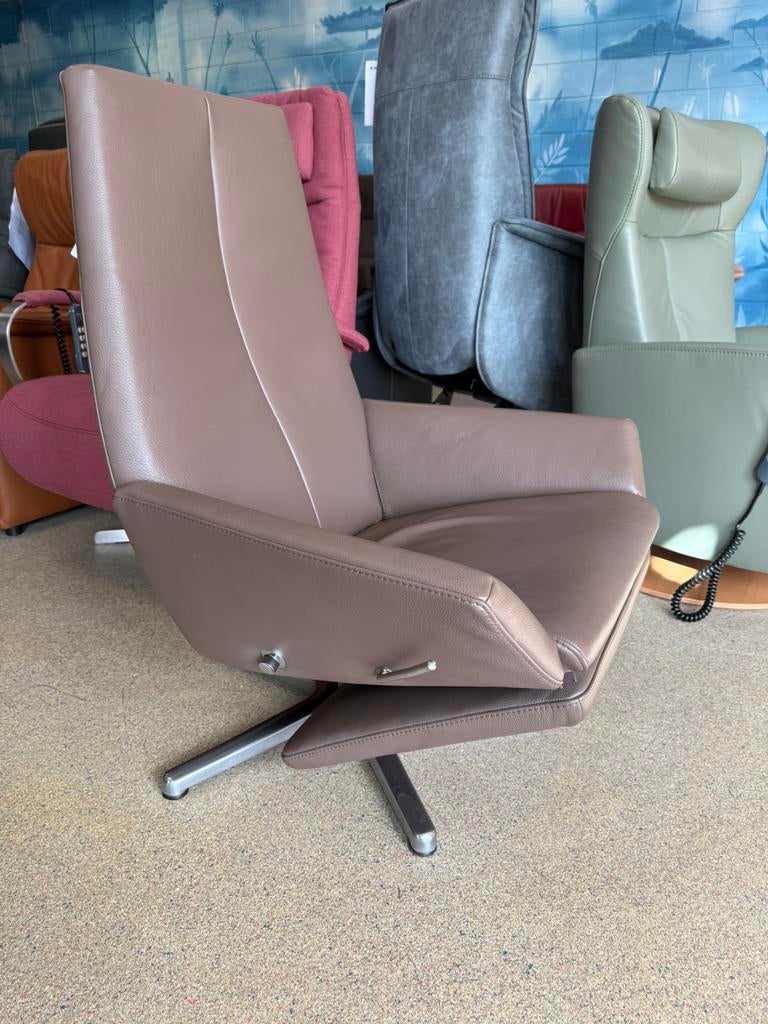 Gealux Nova relax fauteuil, Ophalen of Verzenden, Zo goed als nieuw, Leer, Ruim 100 kort gebruikte modellen