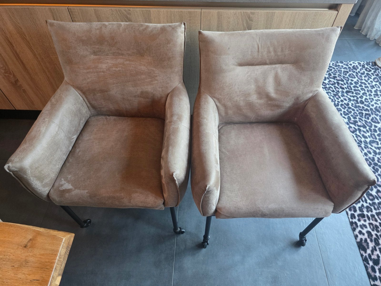 6 Henders & Hazel stoelen met wieltjes, Gebruikt, Bruin, Leer, Ophalen of Verzenden
