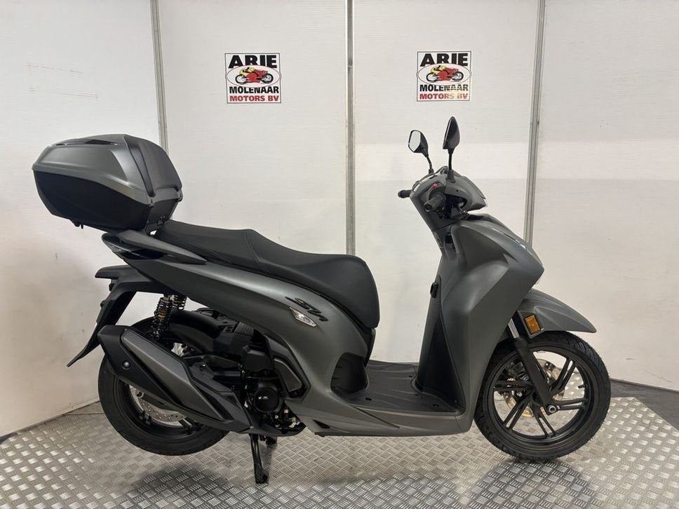 Honda SH350i Smart Top Box (bj 2026), Motoren, 329 cc, Scooter, HONDA, Bedrijf
