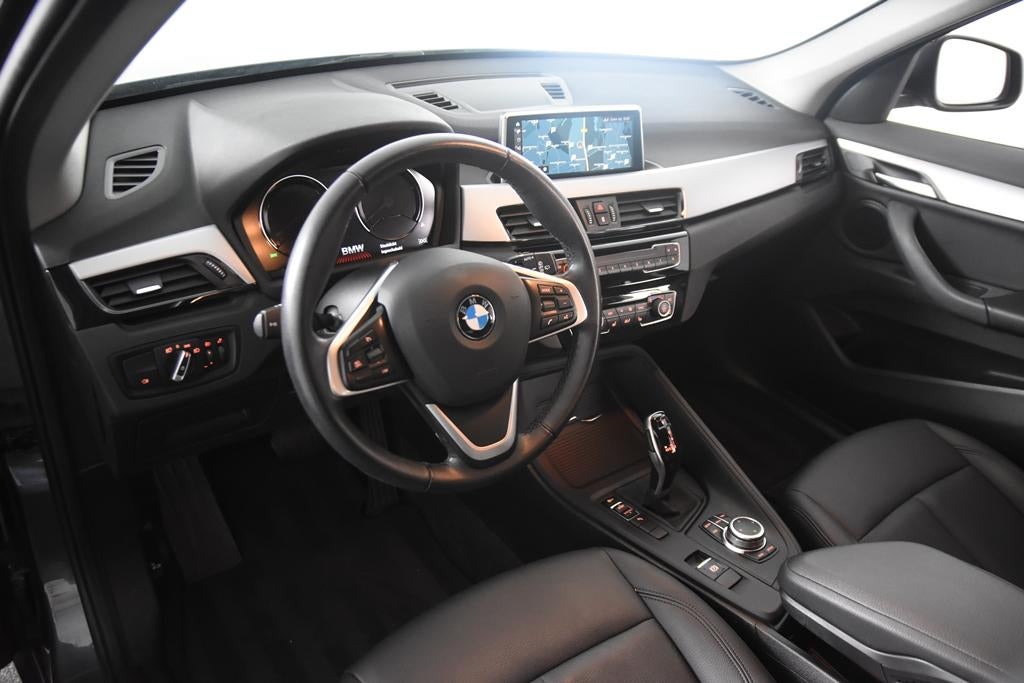 BMW X1 sDrive18i X-Line *1ste Eigenaar*Leer*Navigatie*Stoelv, 136 pk, Gebruikt, Leder, Bedrijf