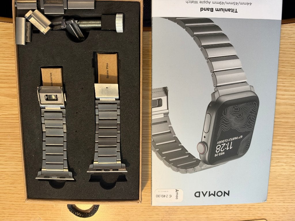 Nomad Titanium Apple Watch band, Apple Watch ⌚️, IOS, Ophalen of Verzenden, Zo goed als nieuw