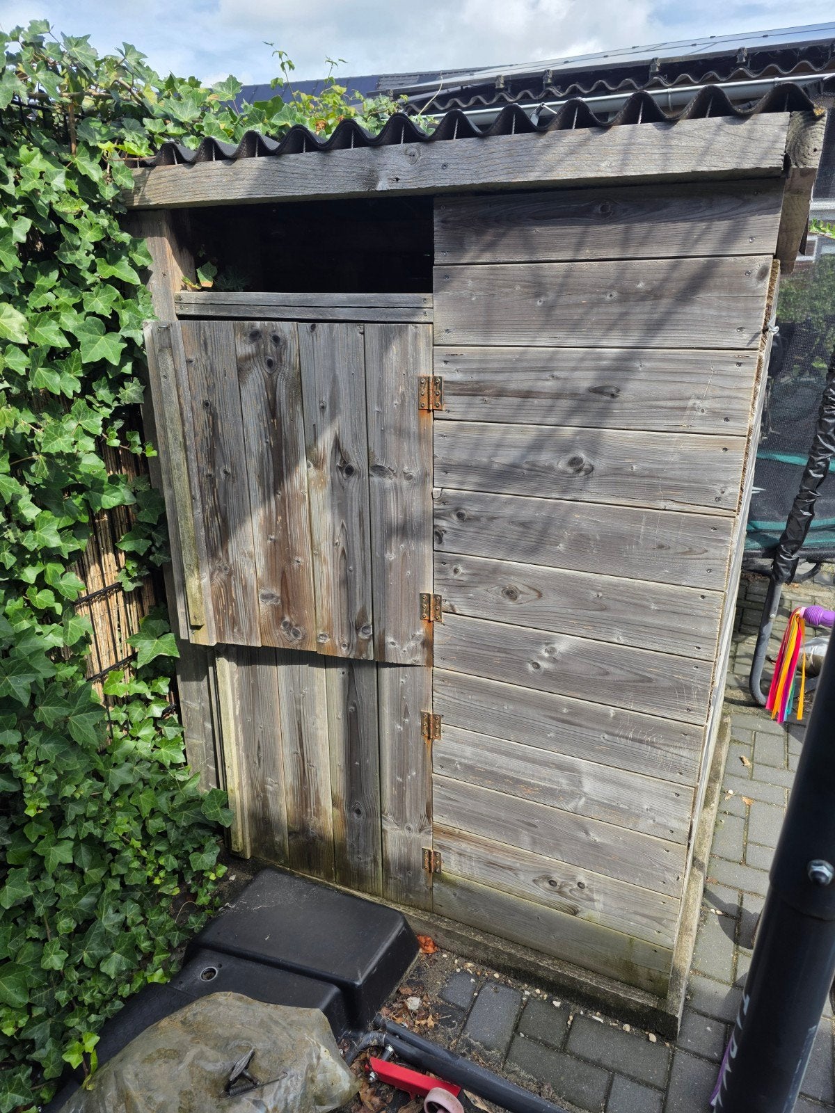 Houten speelhuisje met raampje, Ophalen, Gebruikt, Hout