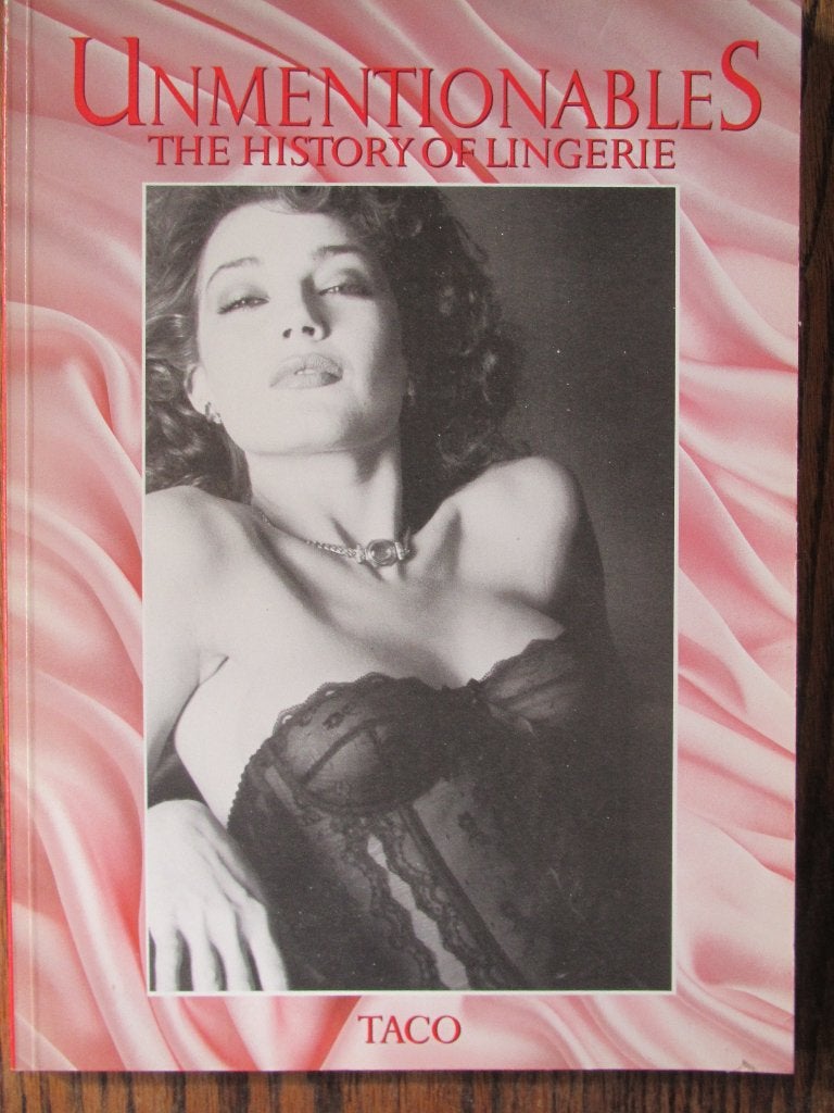 Unmentionables - the History of Lingerie, Ophalen of Verzenden, Gelezen, Overige onderwerpen