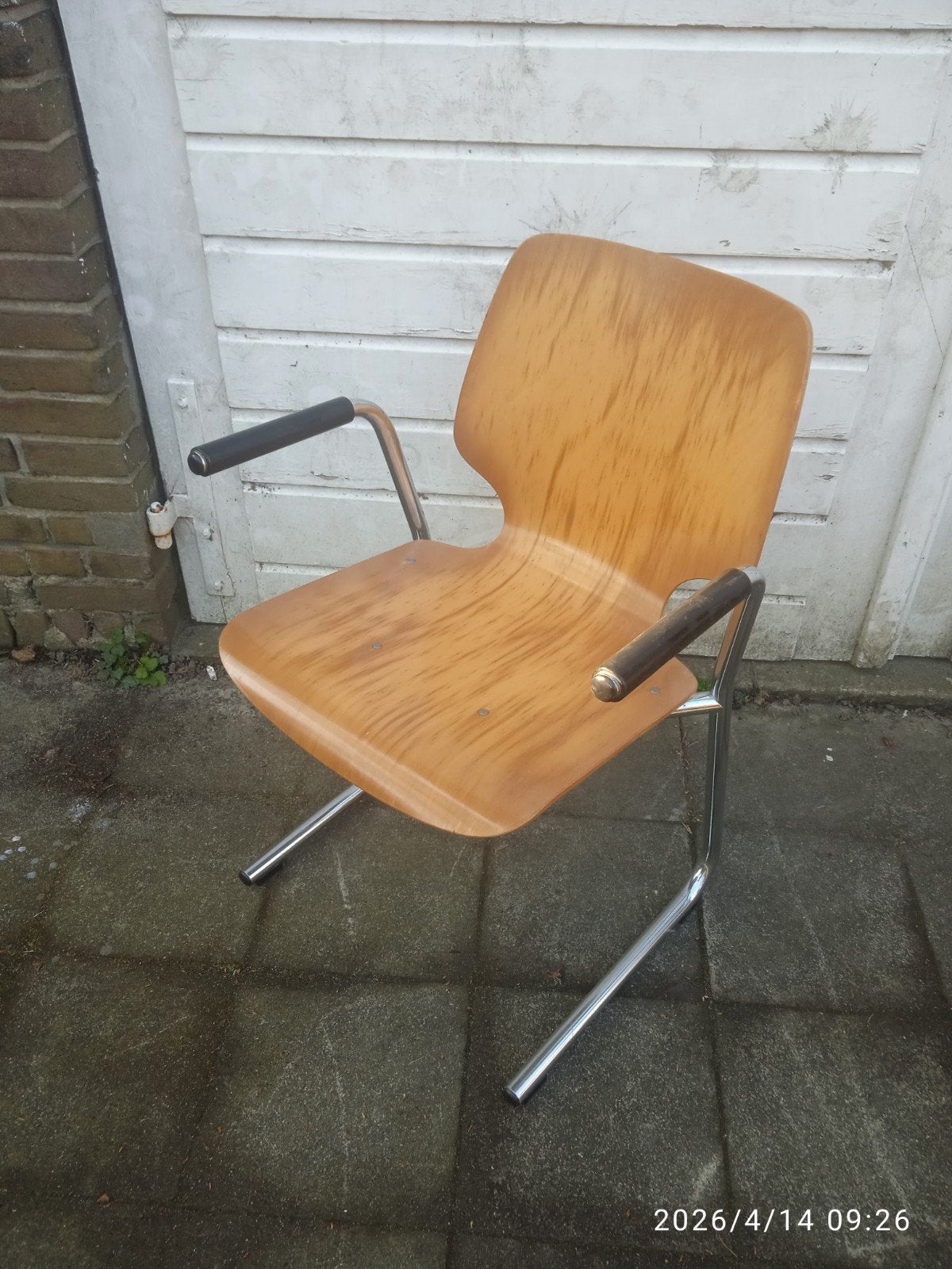 5 kantoor stoelen Pagholz, Thur-op-Seat., Ophalen