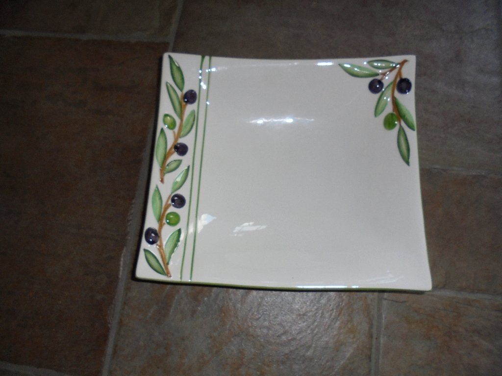 schaal met olijven, Ophalen of Verzenden, Overige stijlen, Aardewerk, Schaal of Schalen