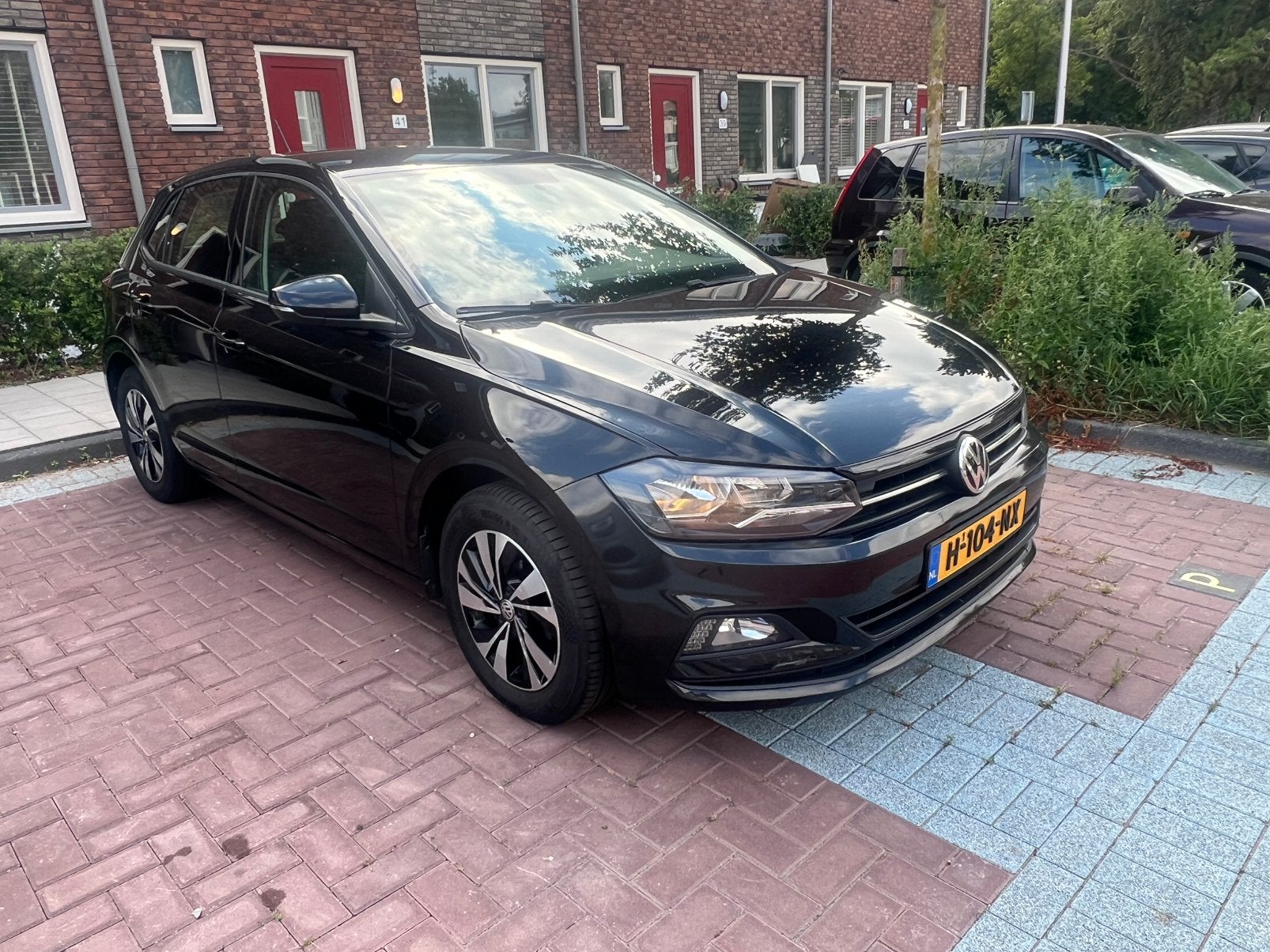 Volkswagen Polo 1.0 TSI 95pk 2020 Zwart, Auto's, Voorwielaandrijving, 95 pk, 1055 kg, Origineel Nederlands