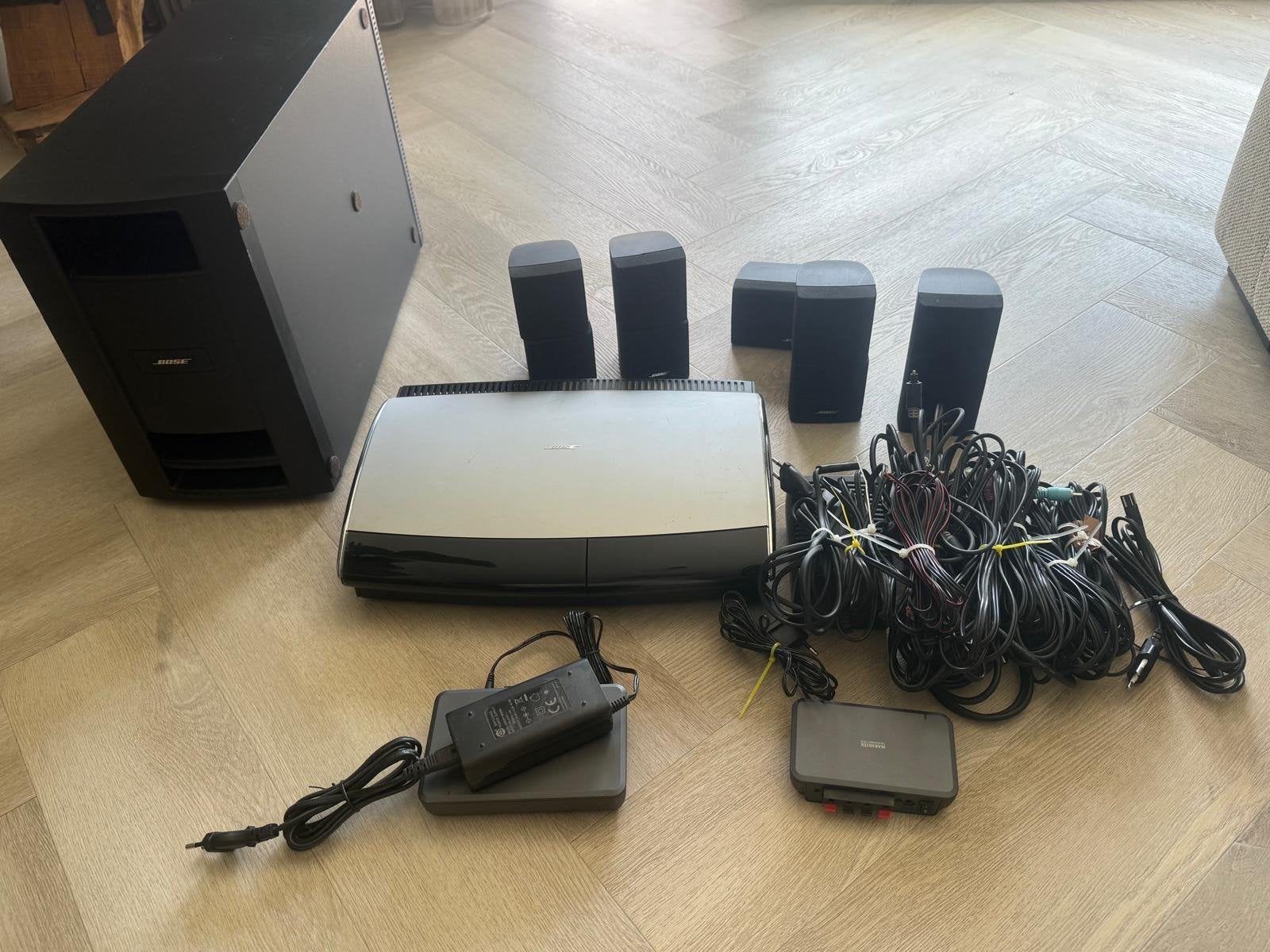 Bose Lifestyle 38 Home Entertainment System met VS-2, Gebruikt, 70 watt of meer, 5.1-systeem, Dvd-speler