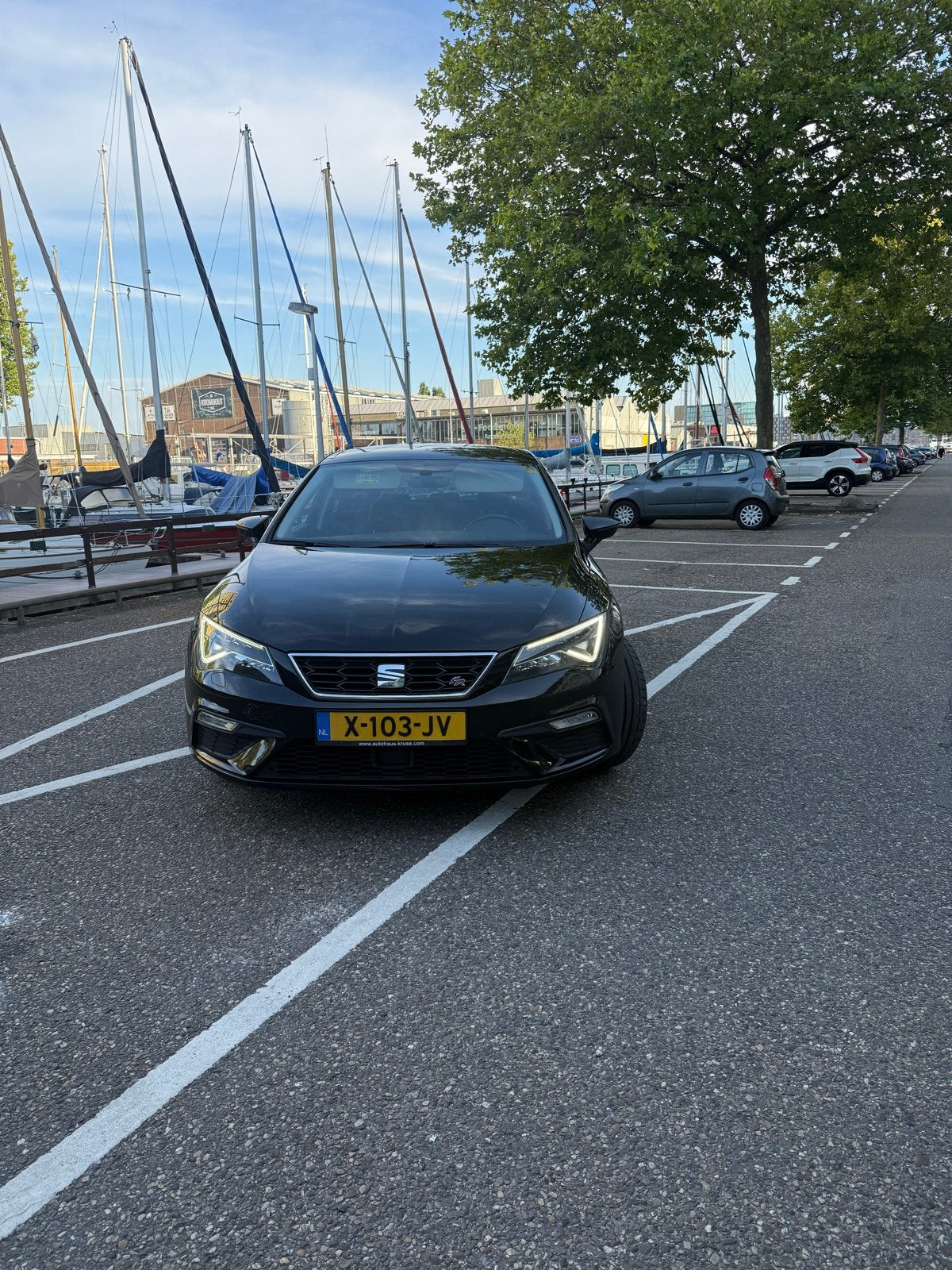 Seat Leon 1.4 TSI DSG-7 Digital Dash Facelift, 4 cilinders, Leon, Zwart, 1395 cc