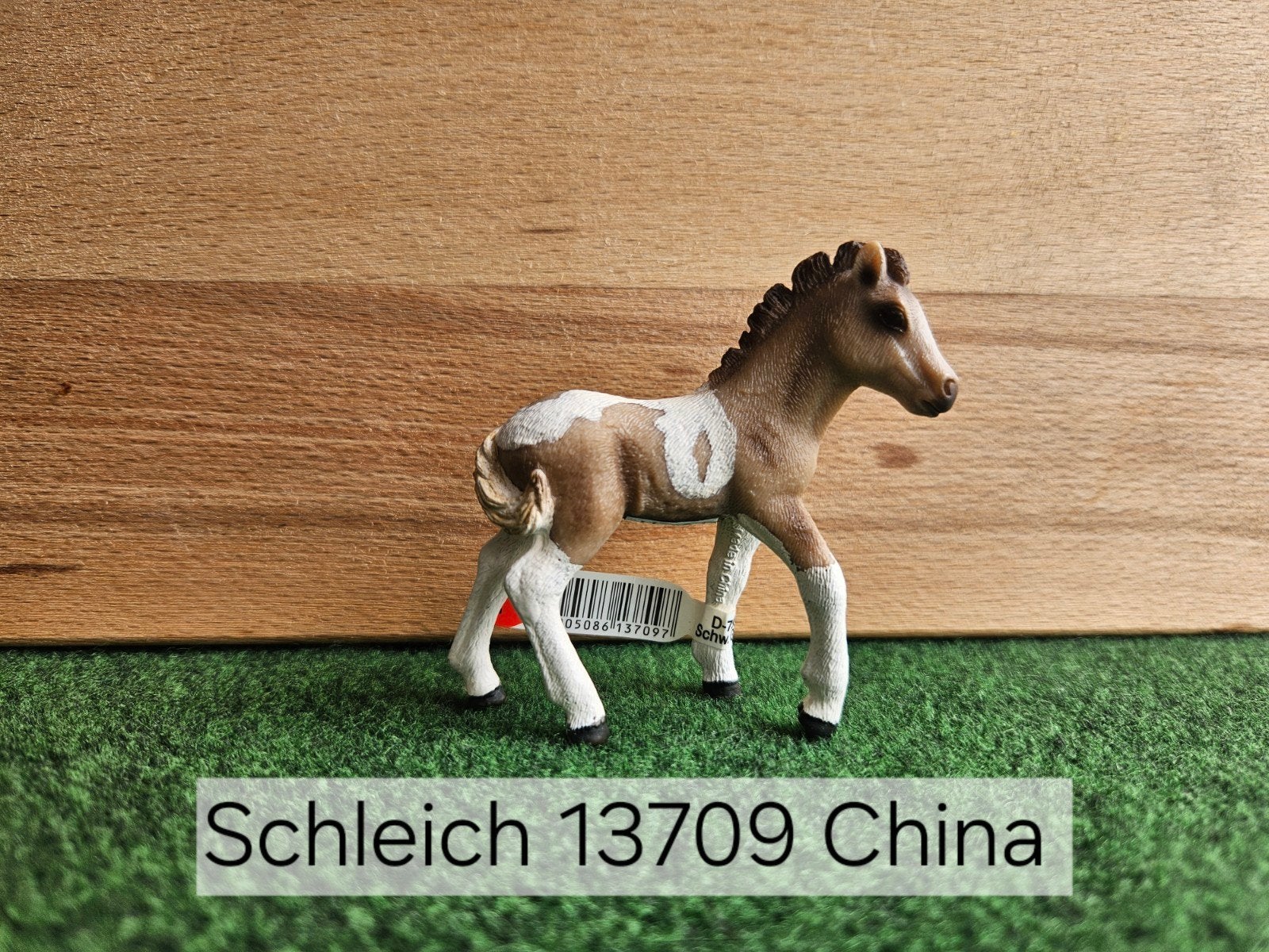 Schleich 13709 IJslander veulen met vaantje uit 2012, Ophalen of Verzenden, Zo goed als nieuw, Paard, Beeldje of Figuurtje