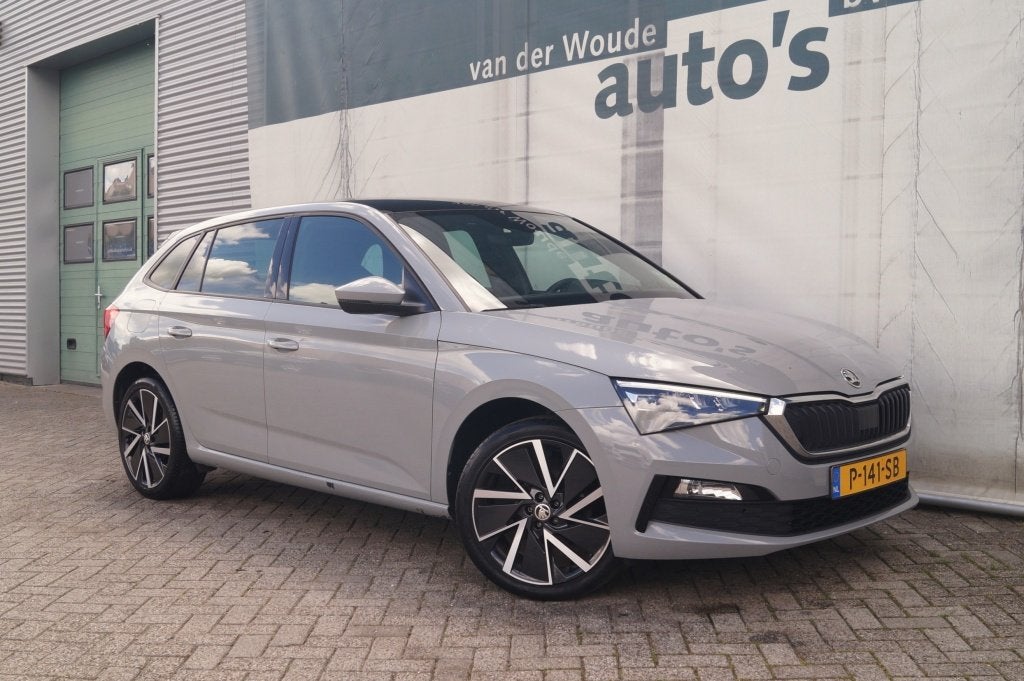 Skoda Scala 1.0 TSI 110pk DSG Sport Business -PANO-LED-ECC-, Auto's, Skoda, Gebruikt, Euro 6, 620 kg, Origineel Nederlands