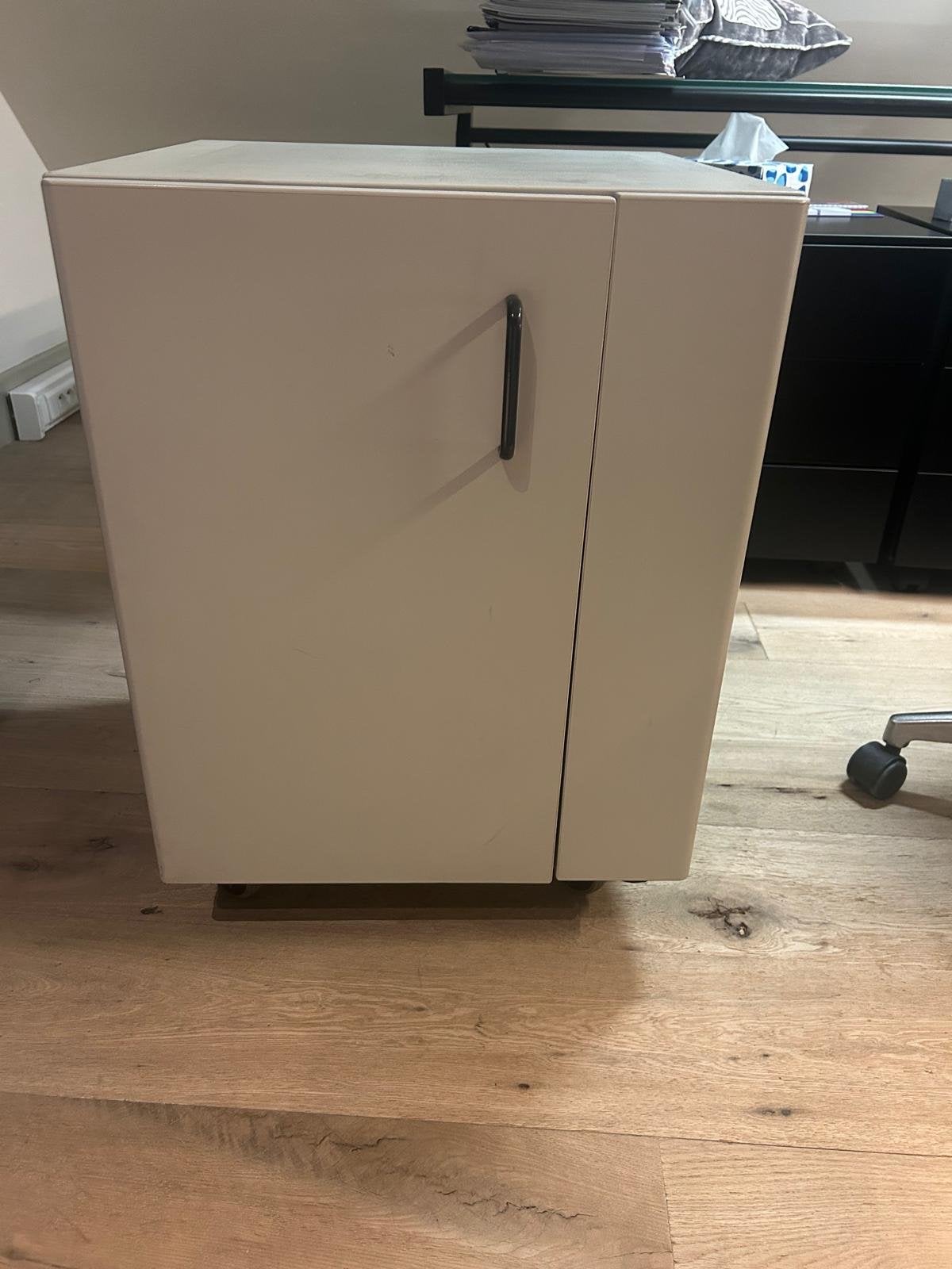 Praktisch kastje voor kantoorbenodigdheden, Ophalen, Overige materialen, Gebruikt, 70 tot 120 cm