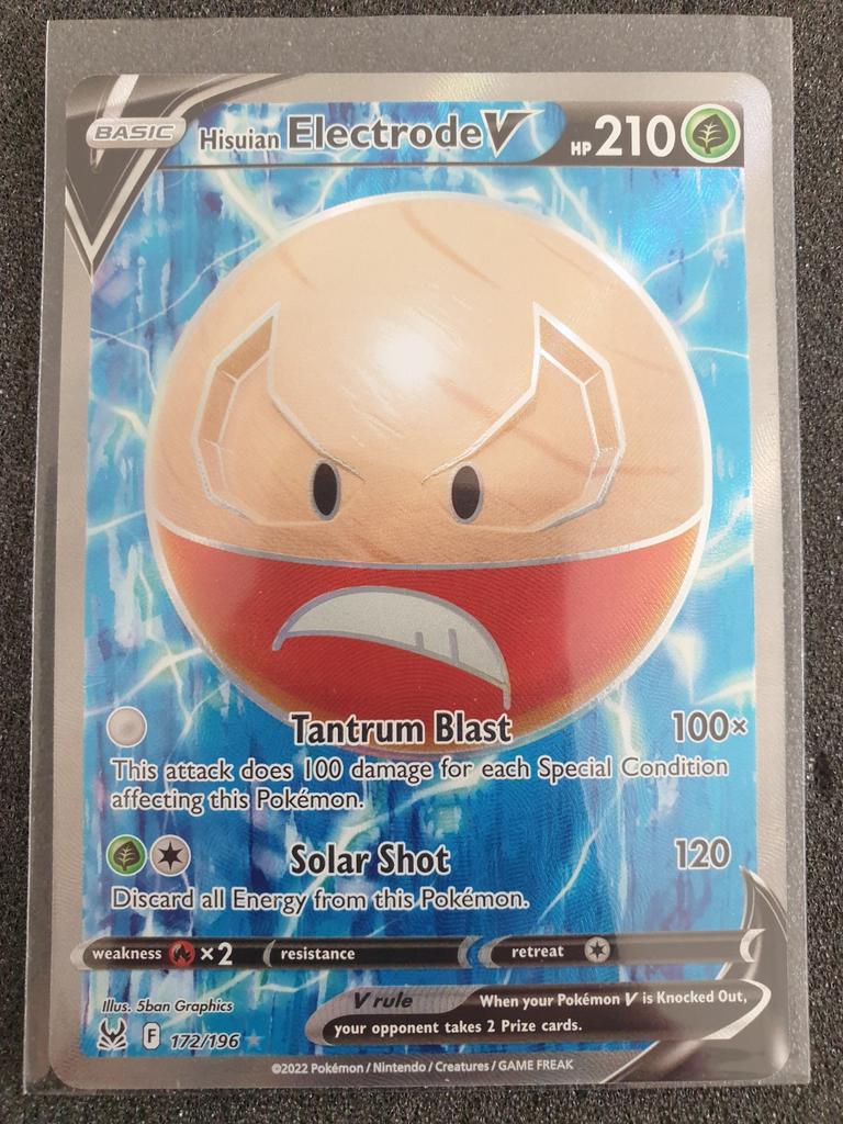 Pokémon kaart Hisuian Electrode V #172 Lost Origin, Ophalen of Verzenden, Zo goed als nieuw, Losse kaart