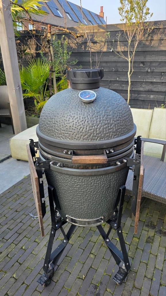 Bastard Urban Large Kamado BBQ, Tuin en Terras, Ophalen of Verzenden, Gebruikt, Bastard, Met accessoires