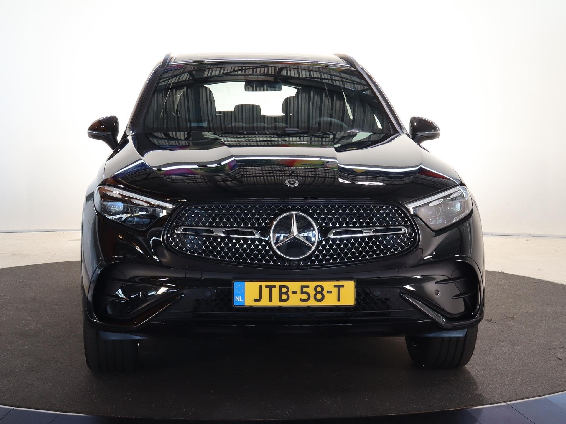 Mercedes-Benz GLC-klasse 300e 4MATIC Sport Edition | Panoram, Auto's, Automaat, Dealer onderhouden, Gebruikt, 4 cilinders