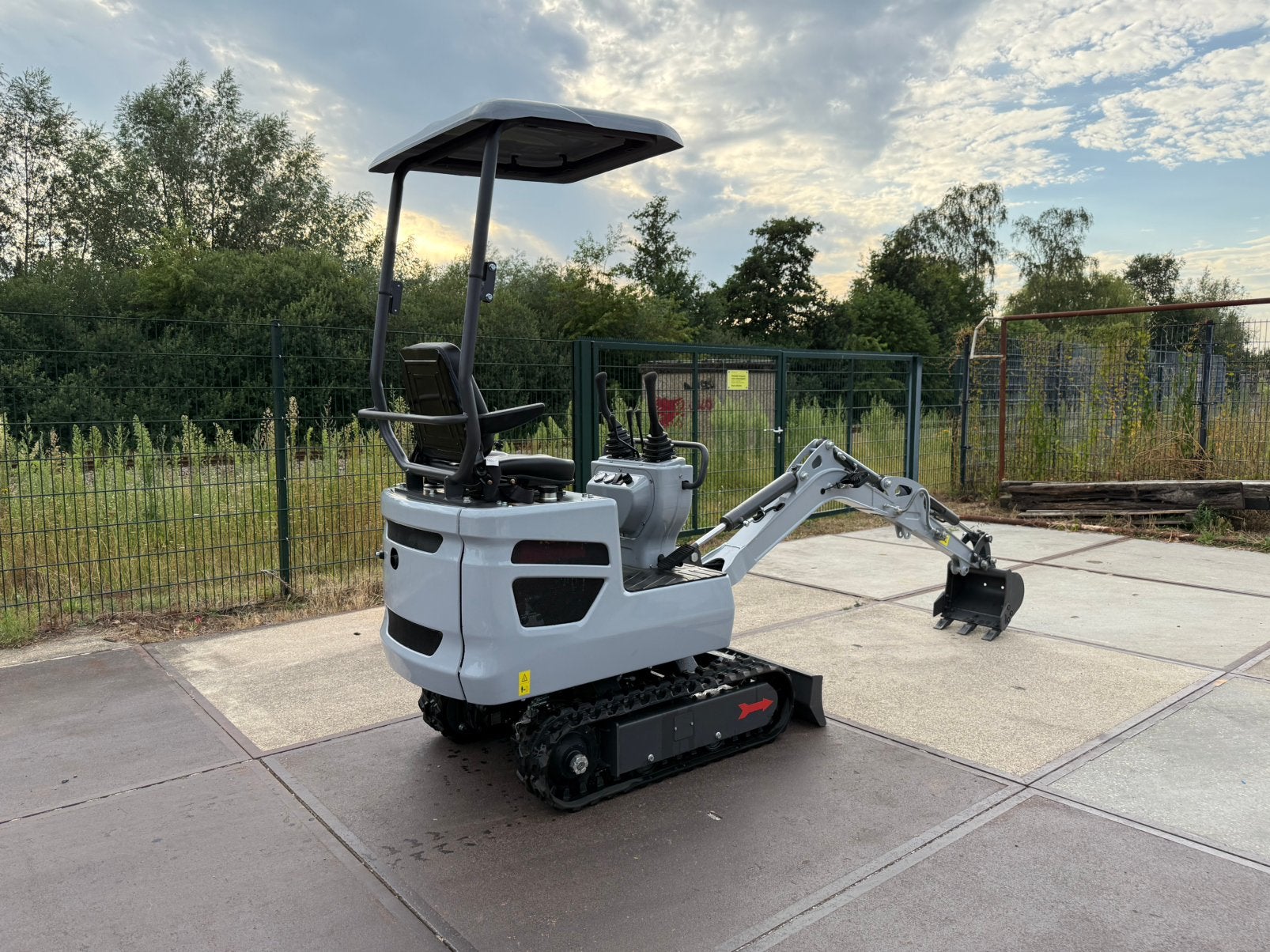 Minikraan mini kraan graver graafmachine minigraver, Zakelijke goederen, Machines en Bouw | Kranen en Graafmachines, Ophalen