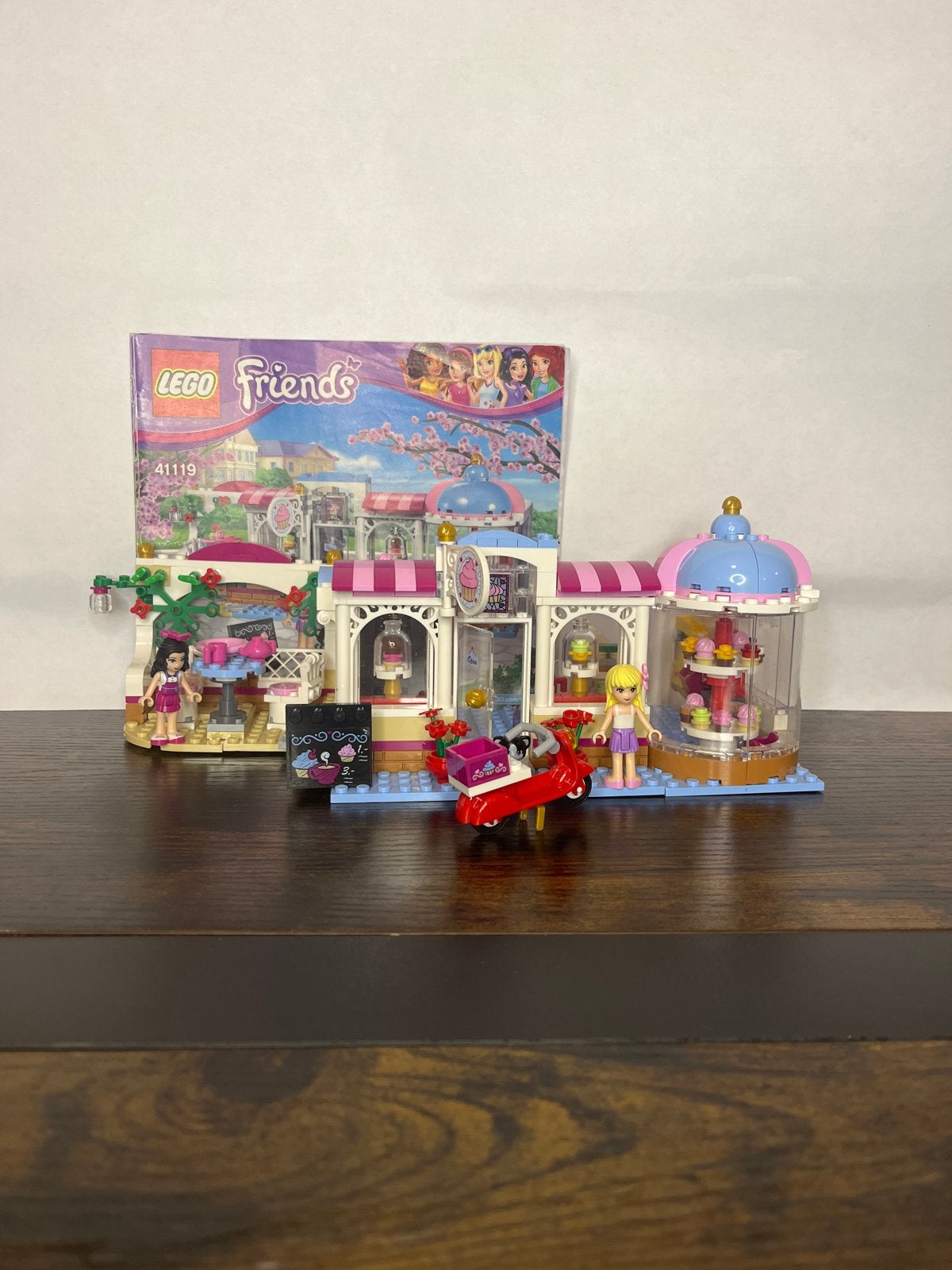 LEGO Friends 41119 Heartlake Cupcake Café - Compleet, Kinderen en Baby's, Lego, Friends, Ophalen of Verzenden, Zo goed als nieuw
