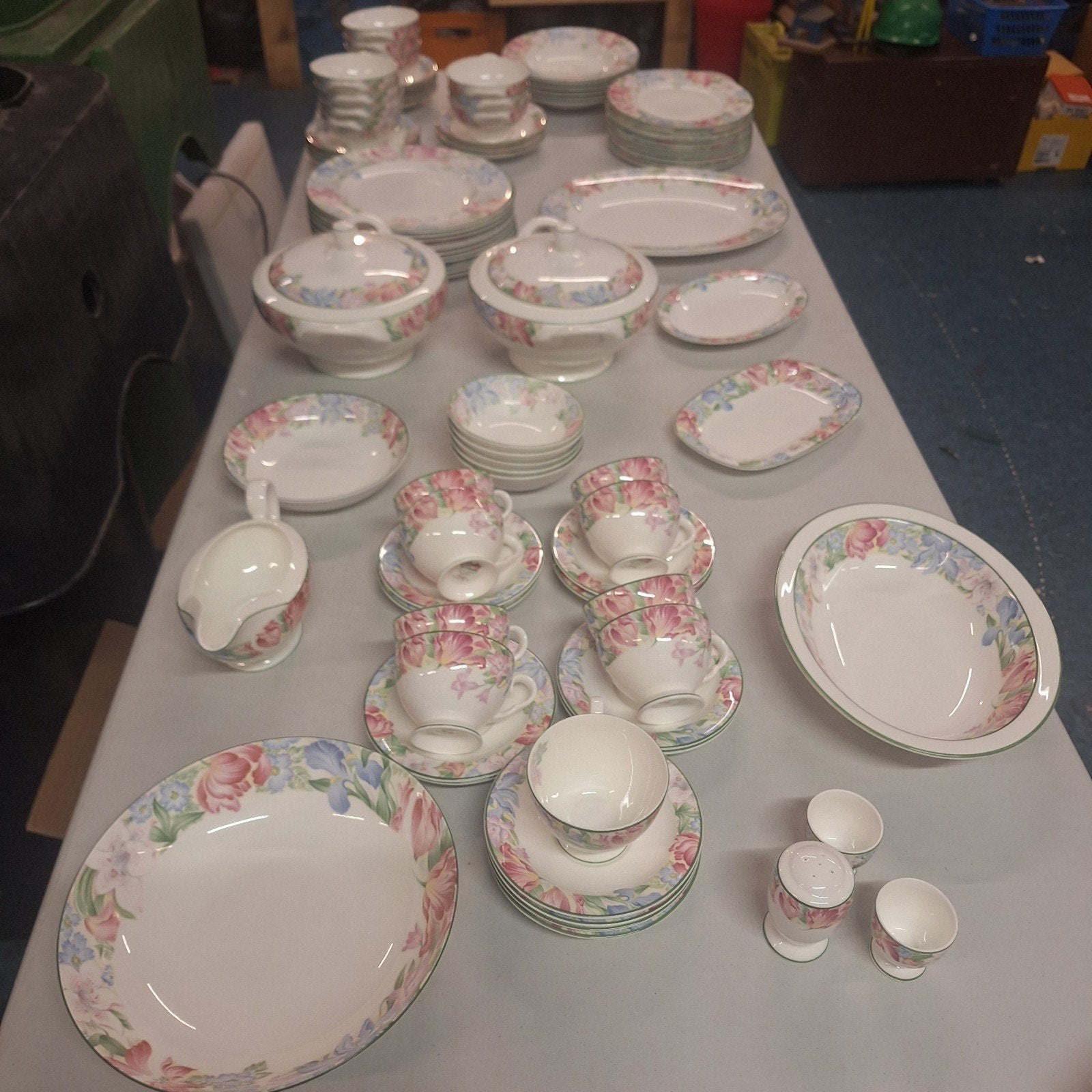 Royal Albert Fonteyn  Servies zgan, Huis en Inrichting, Keuken | Servies, Vintage, Ophalen of Verzenden, Zo goed als nieuw, Royal Albert