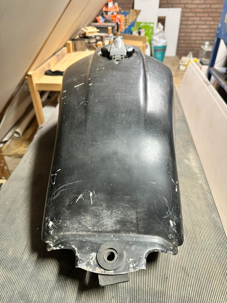 Honda CB 900F boldor Brandstoftank, Ophalen of Verzenden, Gebruikt
