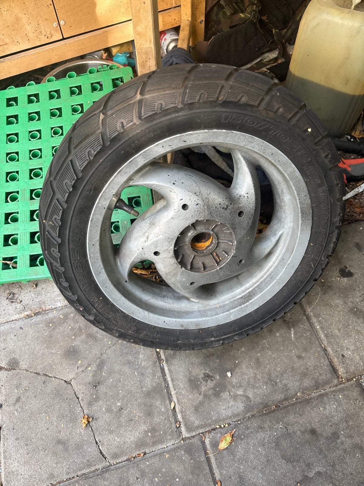 Runner velg met band (afkomstig van 180cc blok), Ophalen, Gebruikt, Overige typen, Piaggio