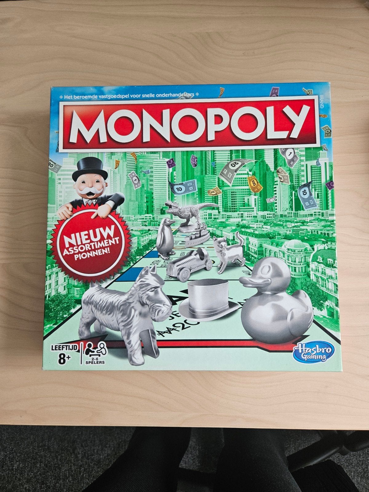 Monopoly Bordspel - Klassiek Vastgoedspel, Drie of vier spelers, Ophalen of Verzenden, Zo goed als nieuw, Hasbro Gaming