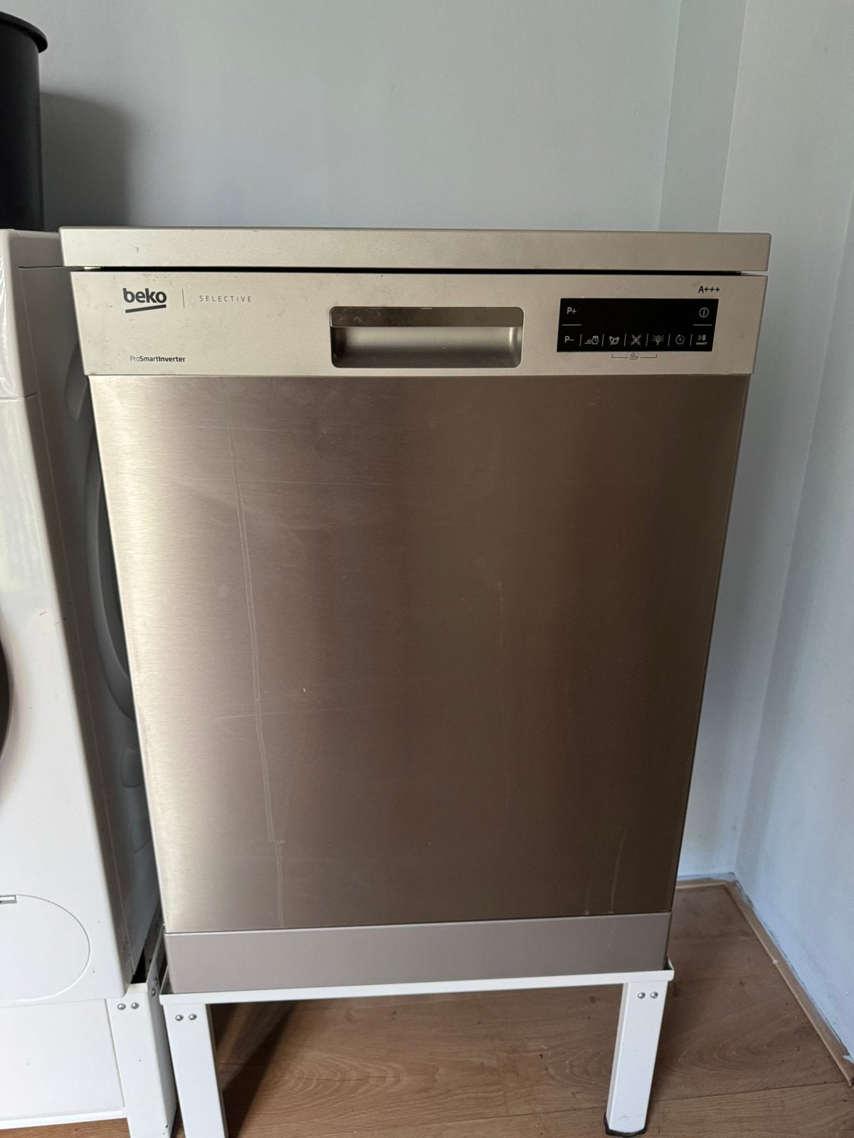 Beko Selective Vaatwasser, Ophalen, Zo goed als nieuw, Vrijstaand, Minder dan 85 cm