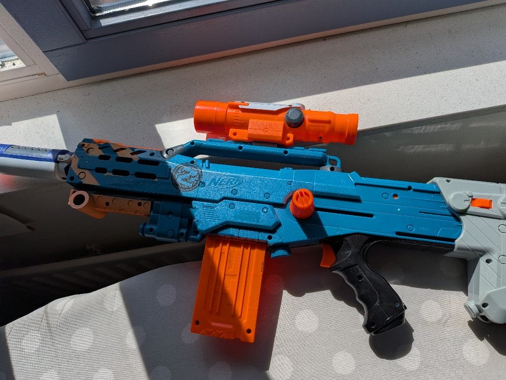 Nerf Blasters - 6 stuks + pijltjes, Ophalen, Gebruikt