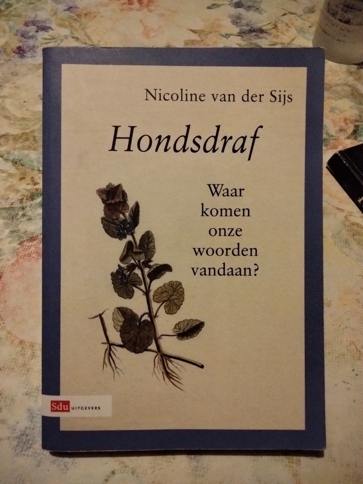 Nicoline van der Sijs Hondsdraf, Boeken, Ophalen of Verzenden, Zo goed als nieuw