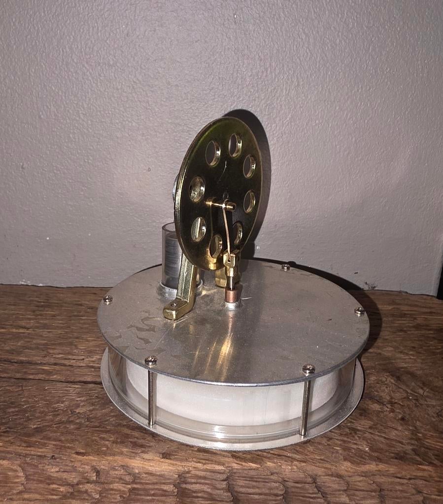 Stirling engine ,geen Stoommachine, Verzenden