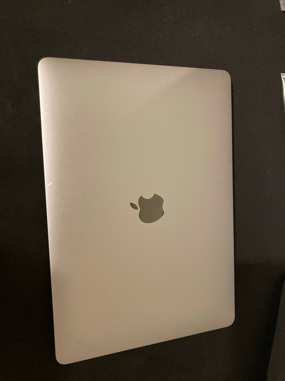 Foto 2 van MacBook Air 2020 Spacegrijs M1.