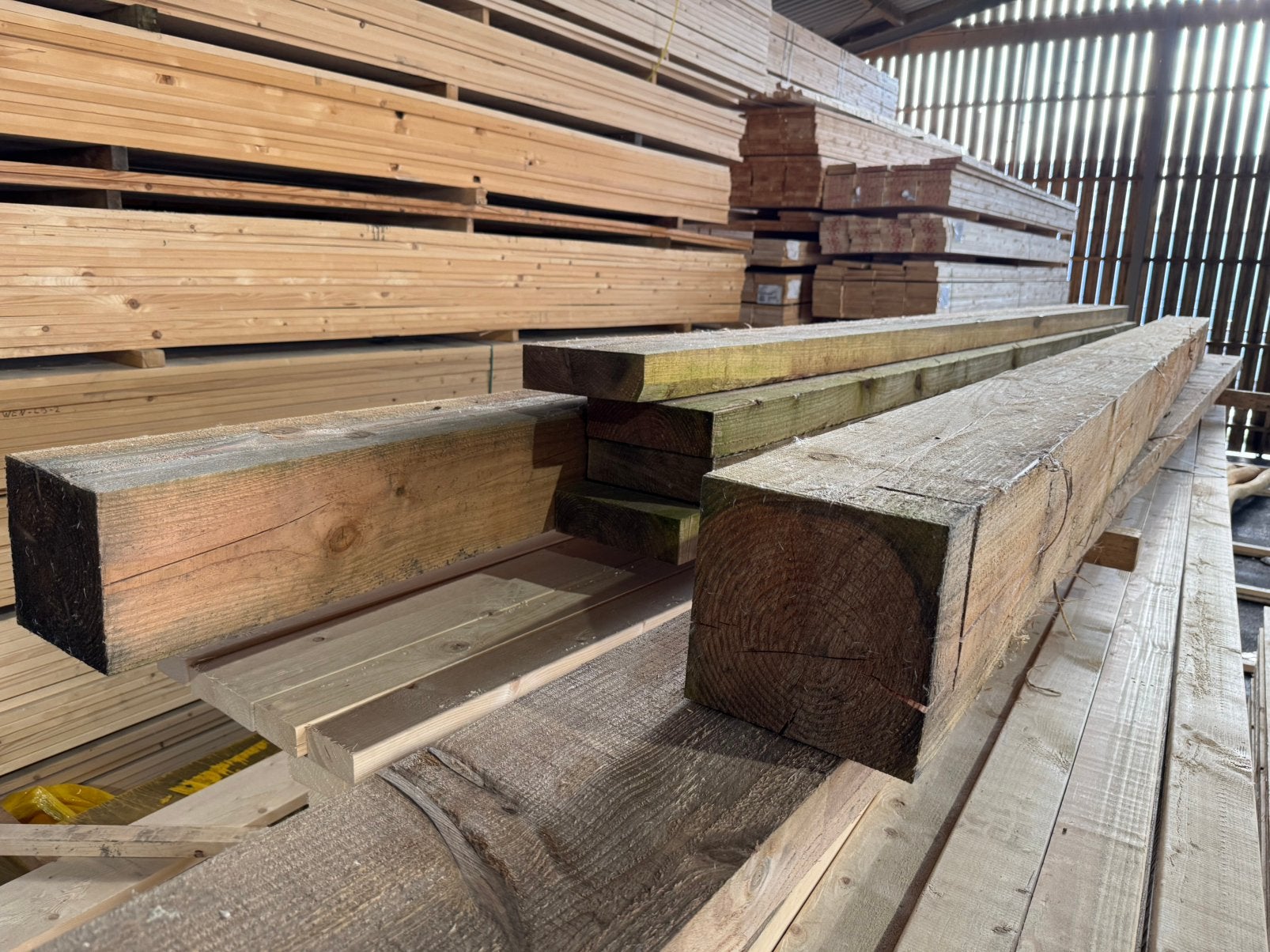Douglas 200x200 en 75x250 fijnbezaagd, Ophalen, Zo goed als nieuw, Balk, Overige houtsoorten