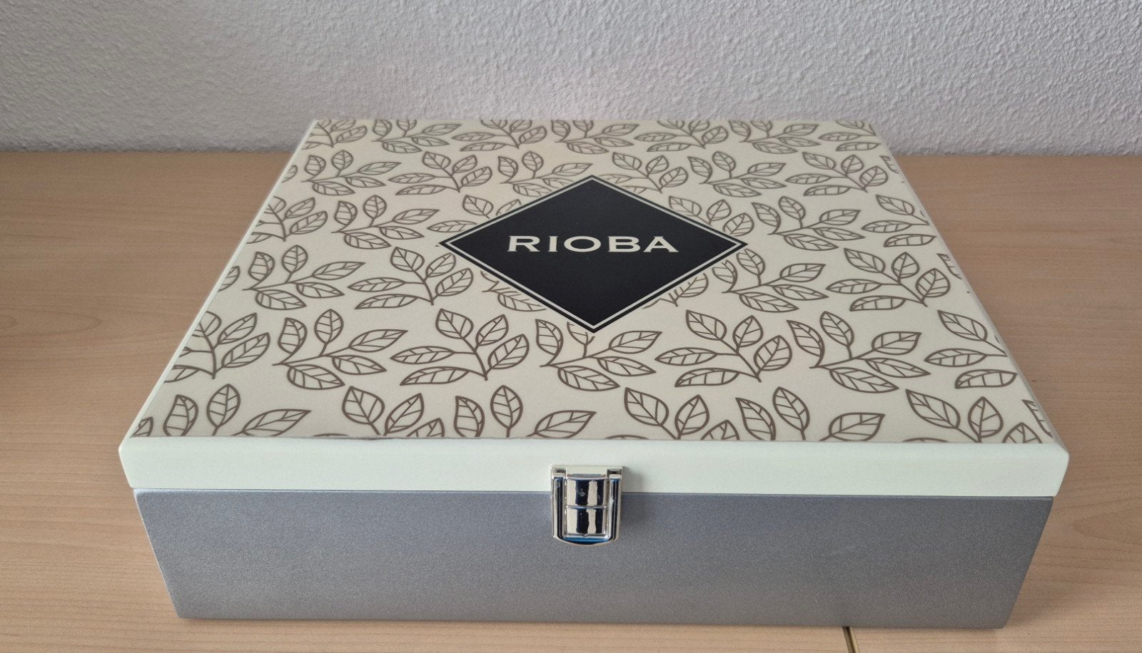 Rioba theedoos met vakken, nieuw, Ophalen, Overige materialen, Minder dan 50 cm, Nieuw
