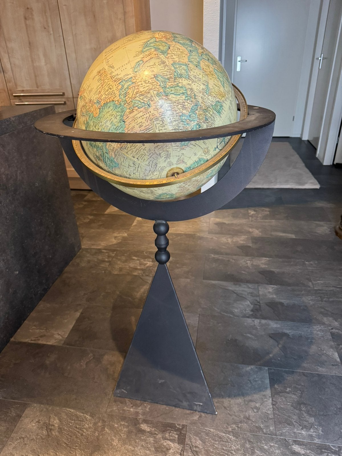 Design  wereld bol tom toren, Ophalen, Gebruikt