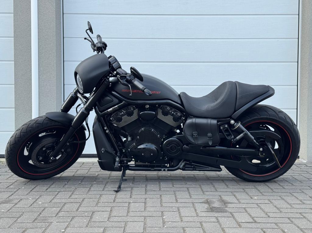HARLEY-DAVIDSON NIGHTROD SPECIAL CUSTOM 2009, 2 cilinders, Sportuitlaat, Particulier, Meer dan 35 kW