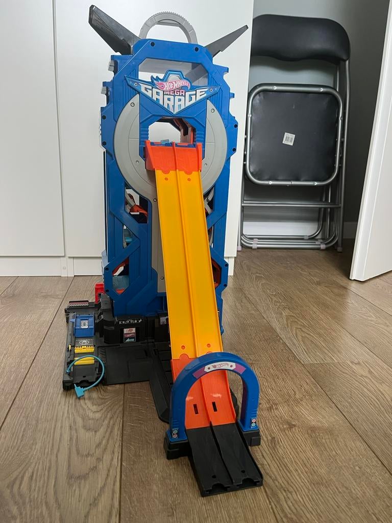 Hotwheels mega garage, Ophalen of Verzenden, Gebruikt, Handmatig, Hot Wheels