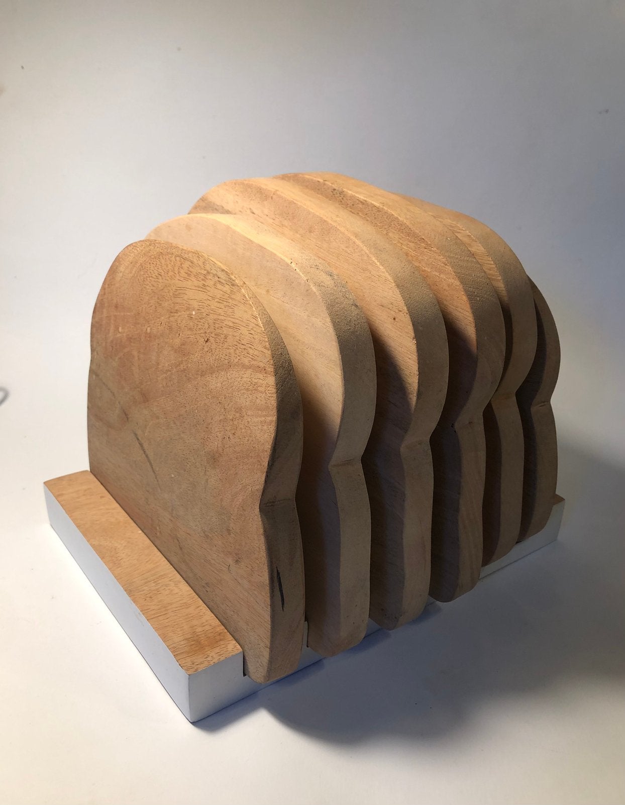 Een hafje wit, sneetjes brood van hout, HK Living, Huis en Inrichting, Woonaccessoires | Onderzetters, Zo goed als nieuw, Ophalen of Verzenden