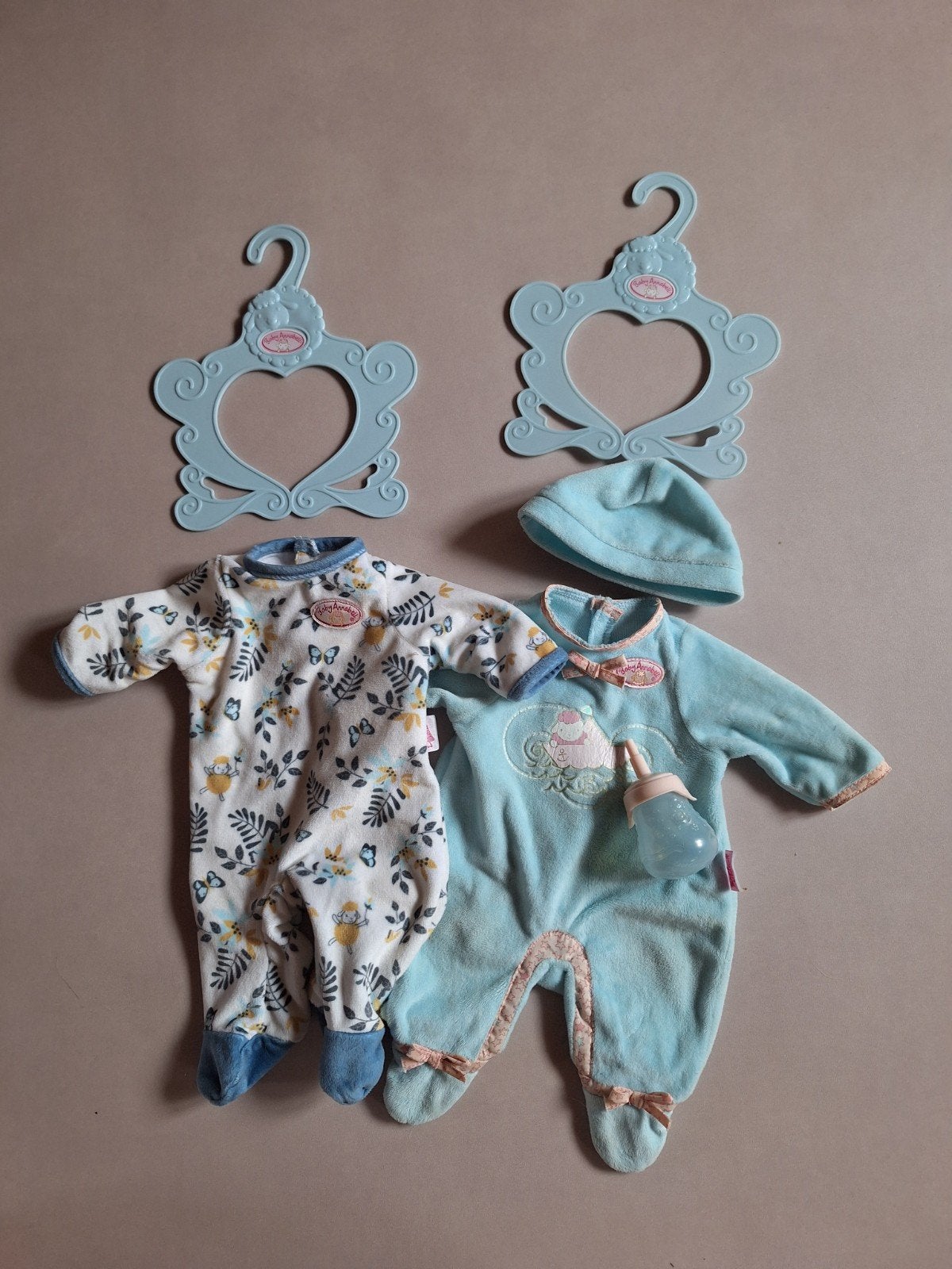 Baby Annabell Jongen Kleding Set: 2 Pakjes, Flesje & Mutsje, Ophalen of Verzenden, Zo goed als nieuw, Babypop