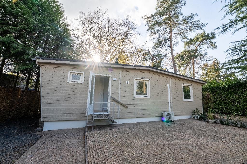 Gerenoveerd chalet op De IJsvogel Eigen Grond, Caravans en Kamperen, Stacaravans, Tot en met 4
