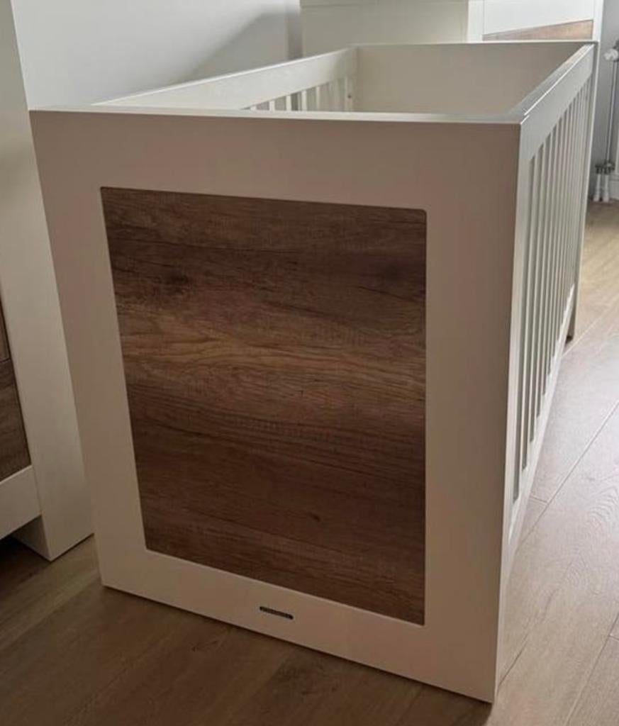 Kidsmill Long Island ledikantje, Ophalen, Zo goed als nieuw, Ledikant