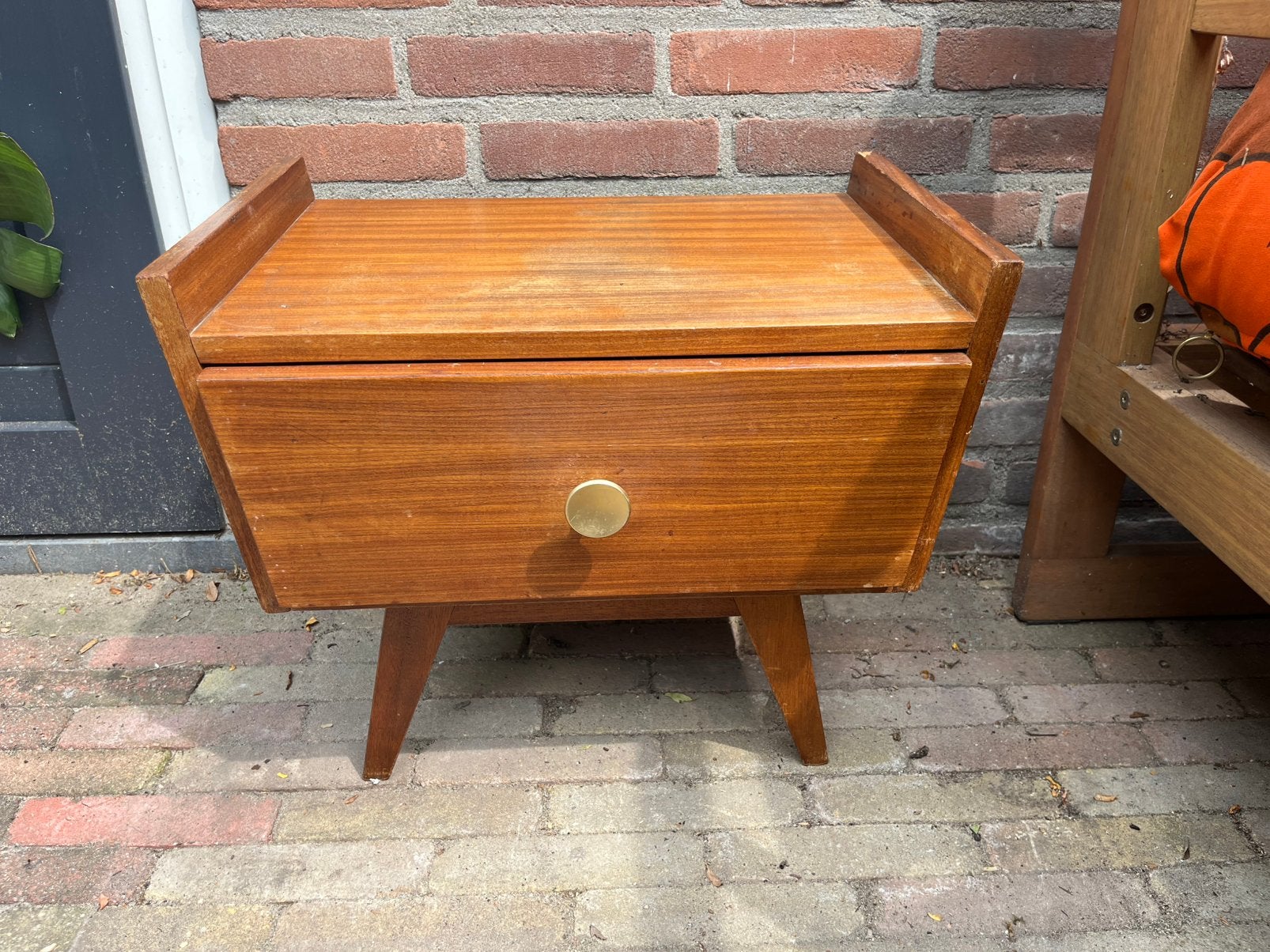 Vintage nachtkastje, Ophalen, Zo goed als nieuw, Minder dan 45 cm