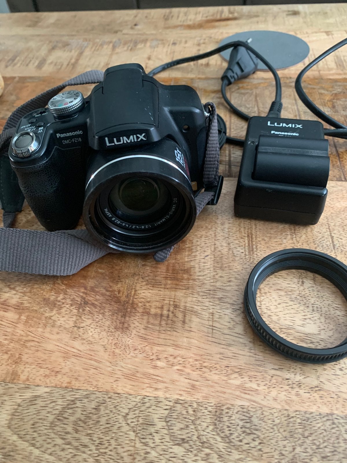 PANASONIC LUMIX DMC-fz18, Audio, Tv en Foto, Ophalen of Verzenden, Zo goed als nieuw, Overige Merken, 8 keer of meer