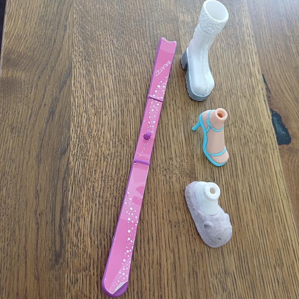 Bratz enkele schoen, Verzenden, Gebruikt, Pop