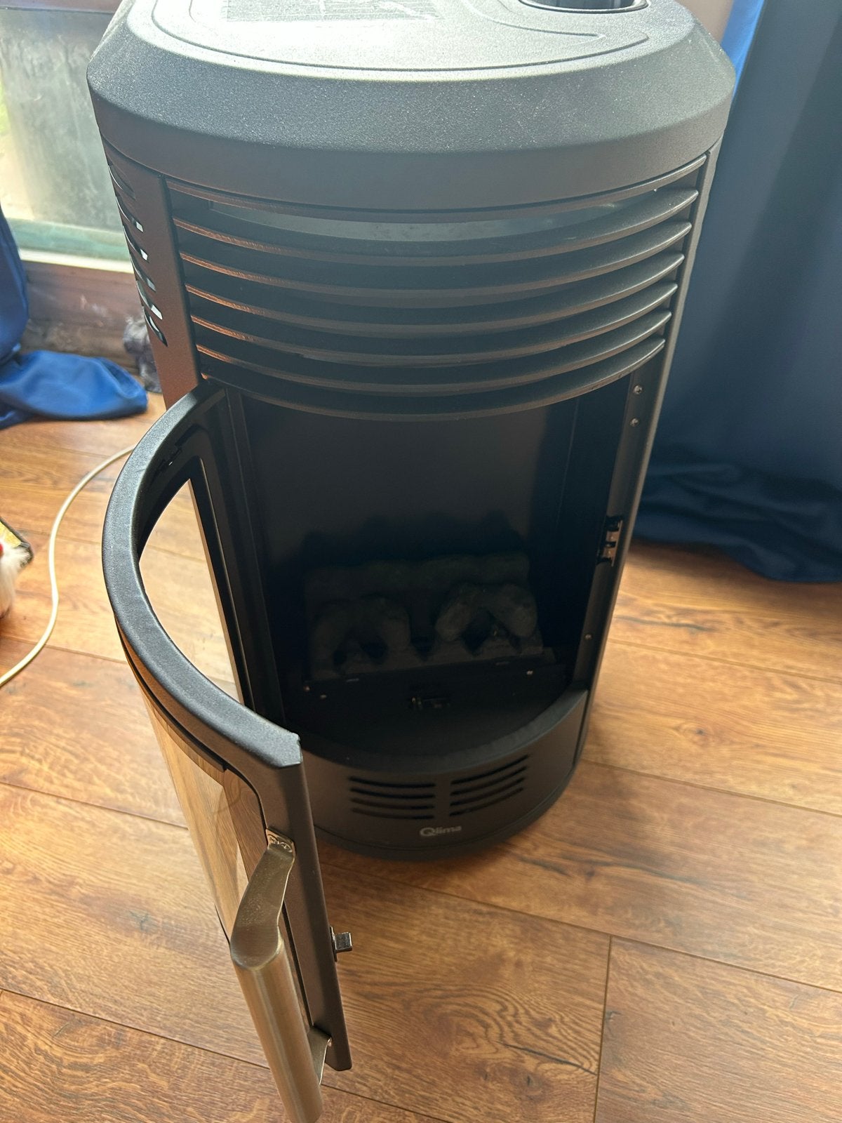 Qlima Gaskachel GH 8034 (?)- Compact en Efficiënt, Ophalen, Gebruikt, Gas, Vrijstaand