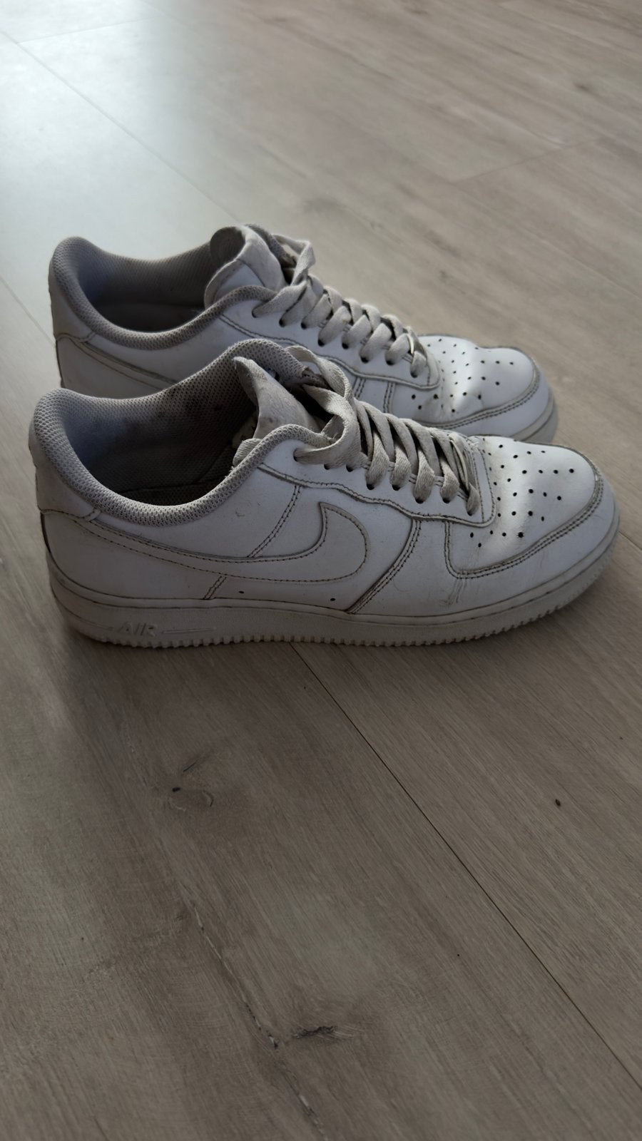 Nike Air Force 1 Wit - Maat 41 - Gebruikt, Goed Verzorgd, Ophalen of Verzenden, Gedragen, Wit, Sneakers of Gympen
